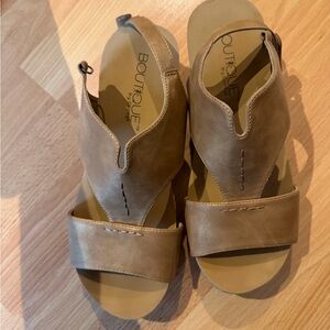 Boutique Tan Women's Sandals